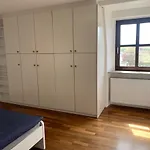 Mit Pool Und Grillplatz In Daire Regensburg