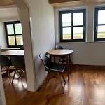 Daire Mit Pool Und Grillplatz In *