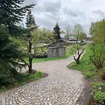 Daire Mit Pool Und Grillplatz In *