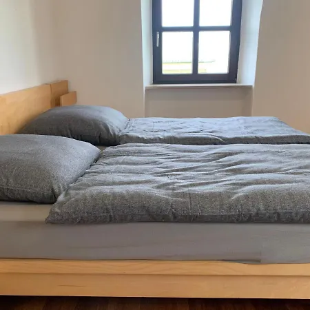 Mit Pool Und Grillplatz In Апартаменти *