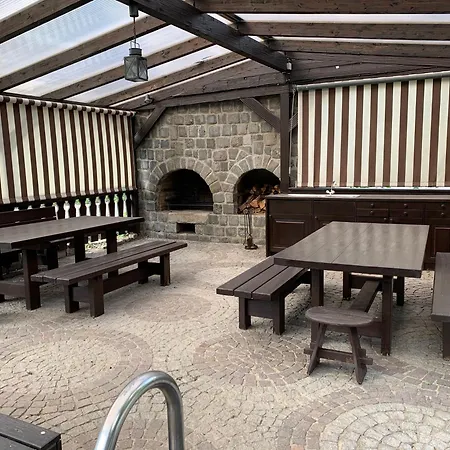 Mit Pool Und Grillplatz In * 레겐스부르크