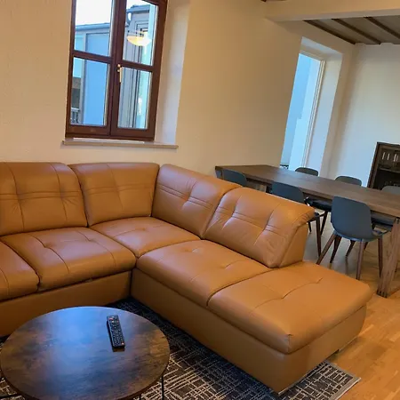 Mit Pool Und Grillplatz In Ratisbona