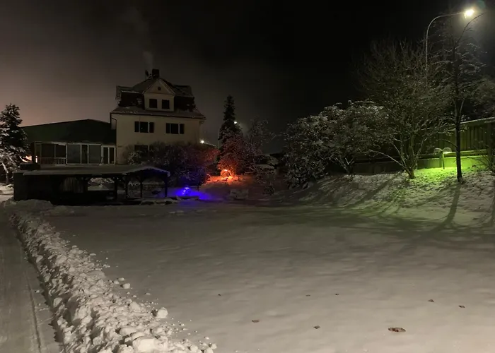 Mit Pool Und Grillplatz In Lägenhet Regensburg