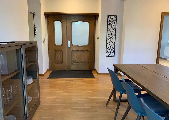 Mit Pool Und Grillplatz In Apartment